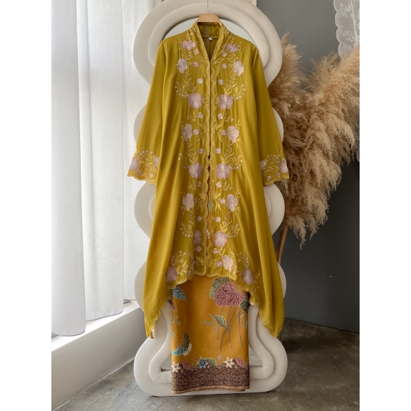 Senja Kebaya Set - 2XL